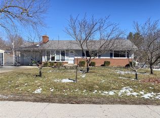 703 Pershing Dr, Warrenton, MO 63383