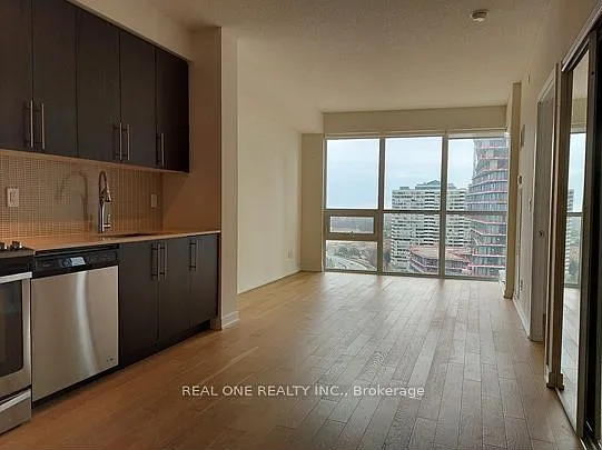 510 Curran Pl #1510 — Photo 3
