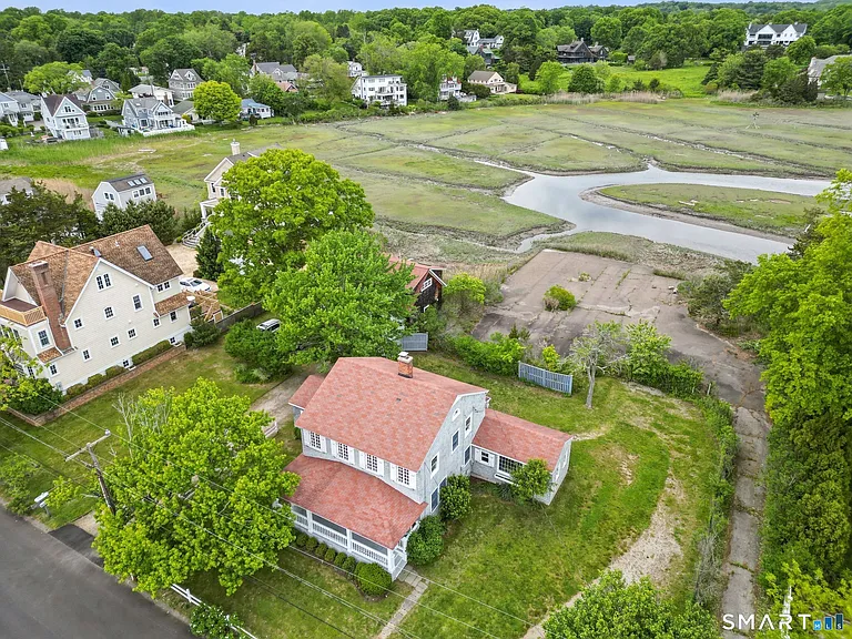 153 Middle Beach Rd — Photo 2