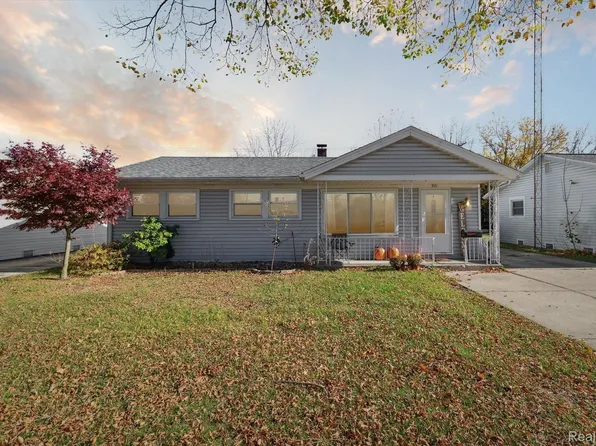 921 Jefferson Ct, Monroe, MI 48161