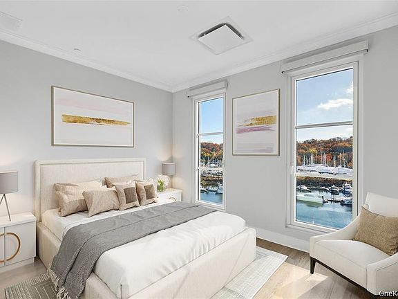 4th image of 100 Garvies Point Road #1304