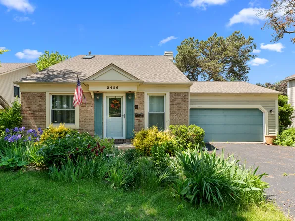 2456 Larchmont Ln, Aurora, IL 60504