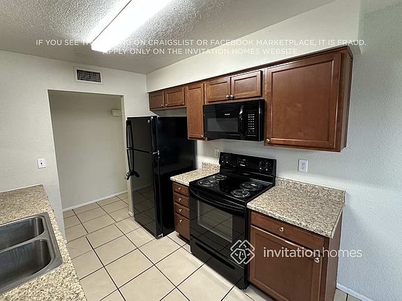 5th image of 3943 W Windrose Dr