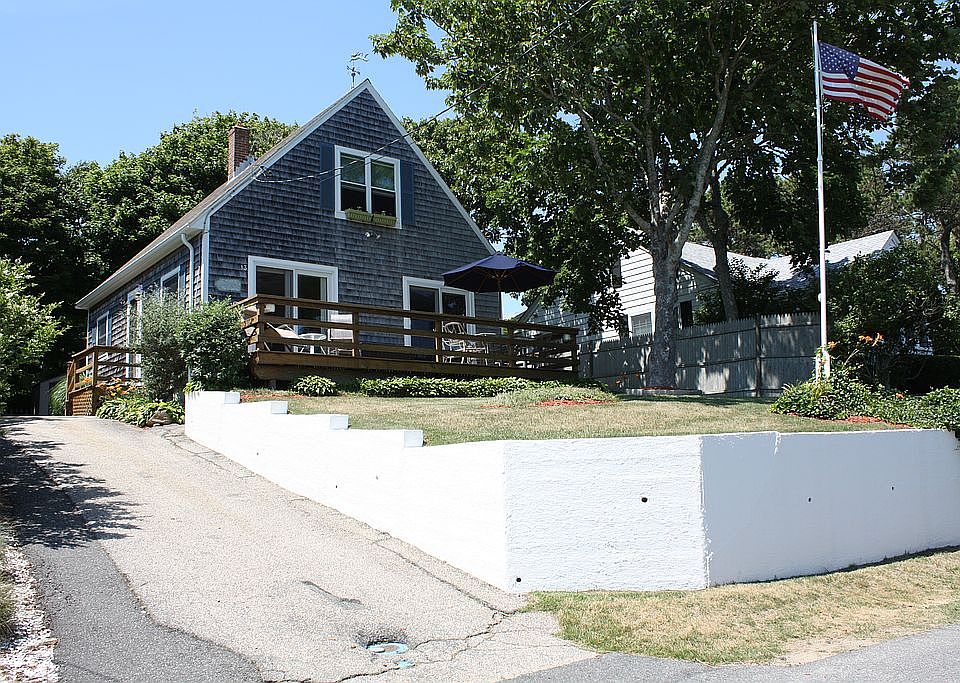 13 East Avenue