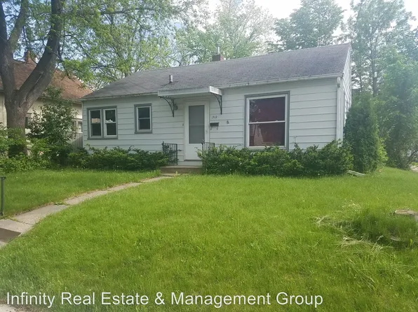 312 9th St NW, Rochester, MN 55901