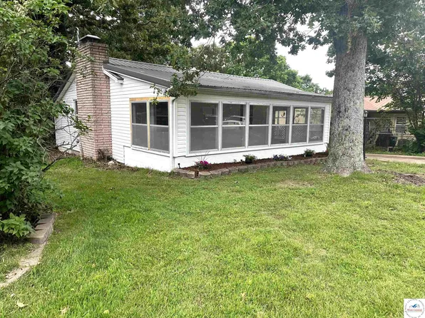 19967 Lakeview Ave, Warsaw, MO 65355