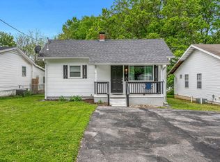 2111 N Albertha Ave, Springfield, MO 65803