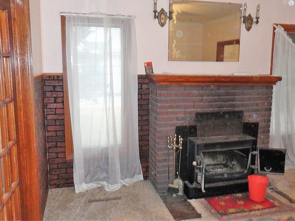 3rd image of 506 Taylor St