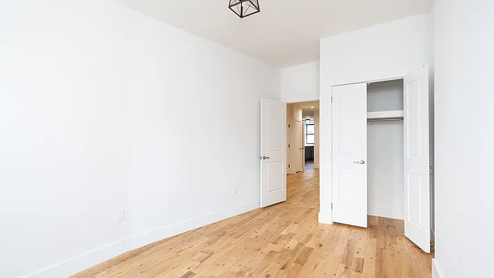 Rented by Nooklyn NYC LLC | media 38