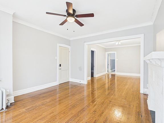 3rd image of 7631 S Cornell Ave #1