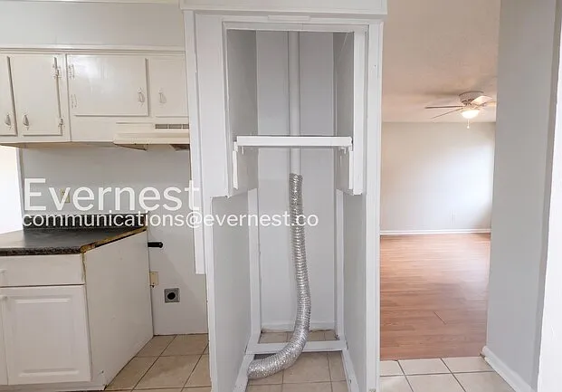 8316 Dottley Dr — Photo 21