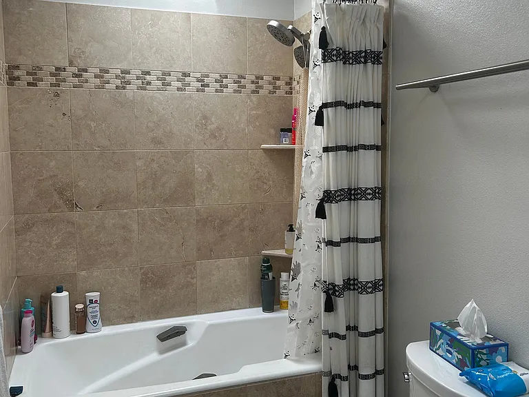 1219 S Yosemite Way — Photo 2