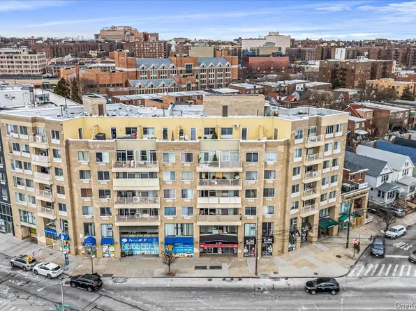 81-15 Queens Boulevard #4H, Elmhurst, NY 11373