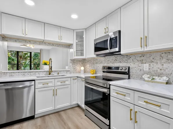 5250 SE Seascape Way #102, Stuart, FL 34997