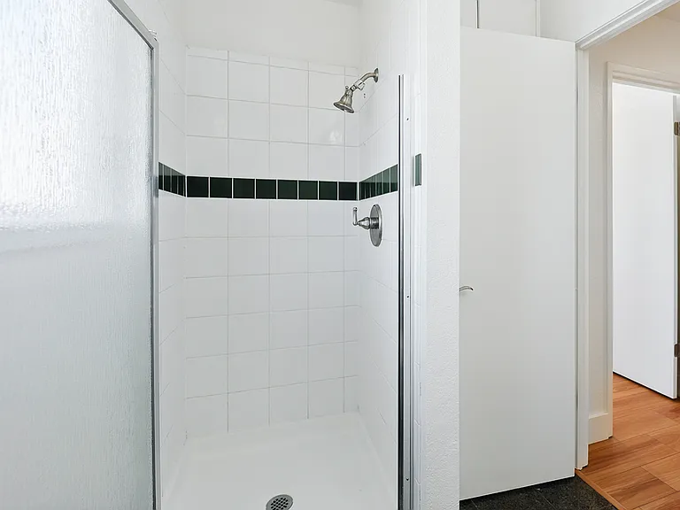 656 Ash Ct — Photo 18