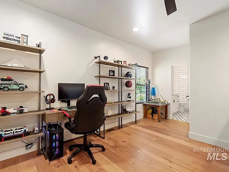 966 W Watersford Dr — Photo 24