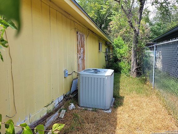 5th image of 4143 FREESTONE ST