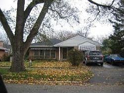 2nd image of 275 Avon Ave
