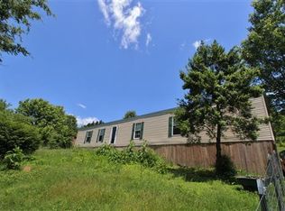 2500 Lick Creek Rd, Hartsville, TN 37074