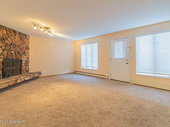 5th image of 130 Vassar Cir APT 6