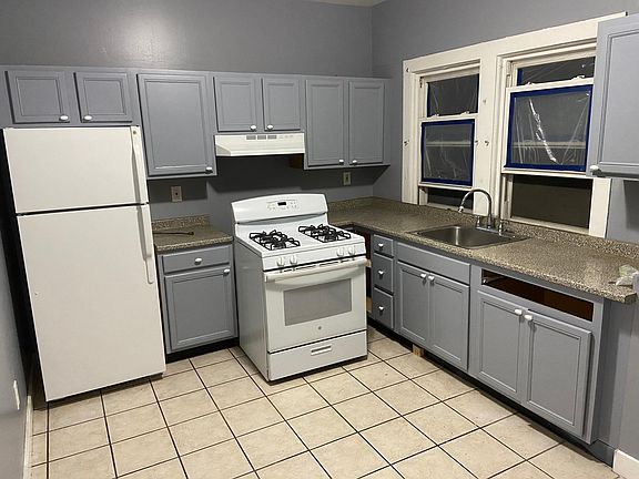 5th image of 28 Pease St