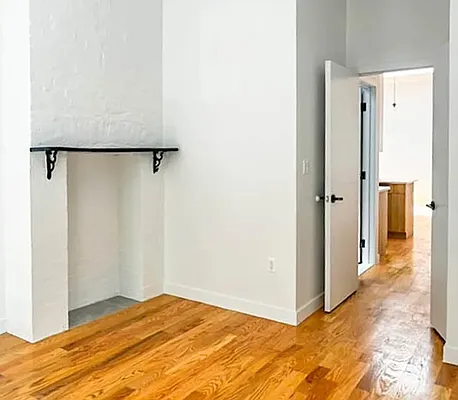 Rented by Rental Solutions Inc | media 15