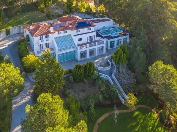 15 Boroughwood Pl, Hillsborough, CA 94010