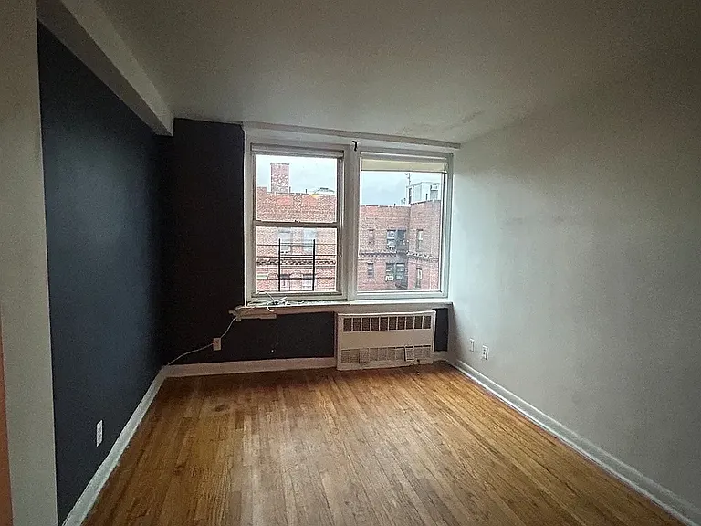 3427 74th St #6A — Photo 4