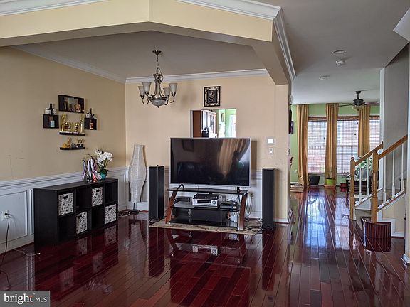 3rd image of 13178 Fox Hunt Ln