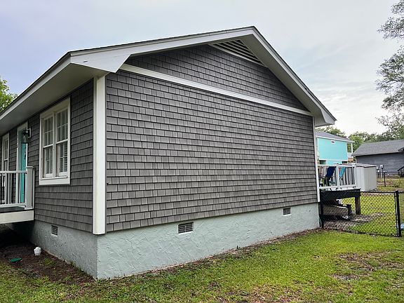 3rd image of 115 NW 14th St