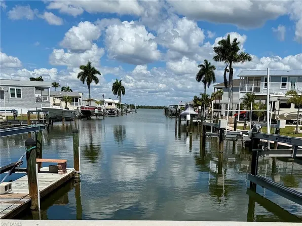 19 Spanish Main, FORT MYERS BEACH, FL 33931