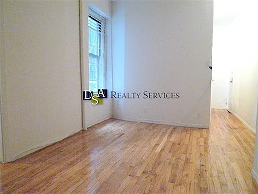 Rented by DSA Realty | media 27