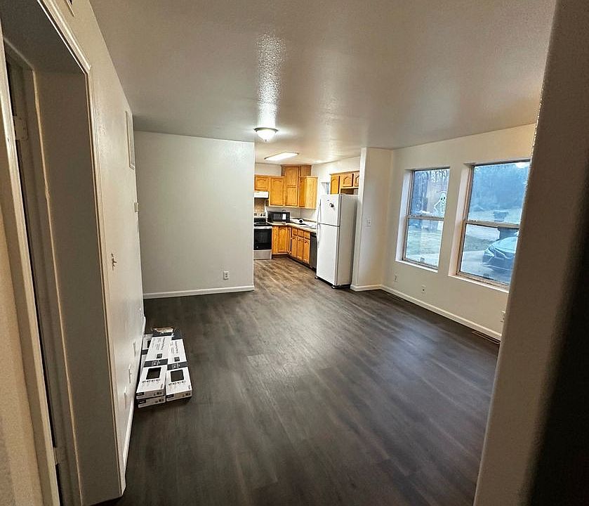 1st image of 777 Hilltop Dr #4