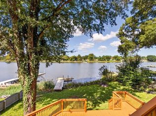 1337 Walnut Ave, Chesapeake, VA 23325