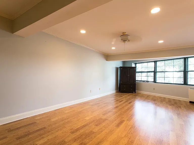 25 Grand St #161 — Photo 6