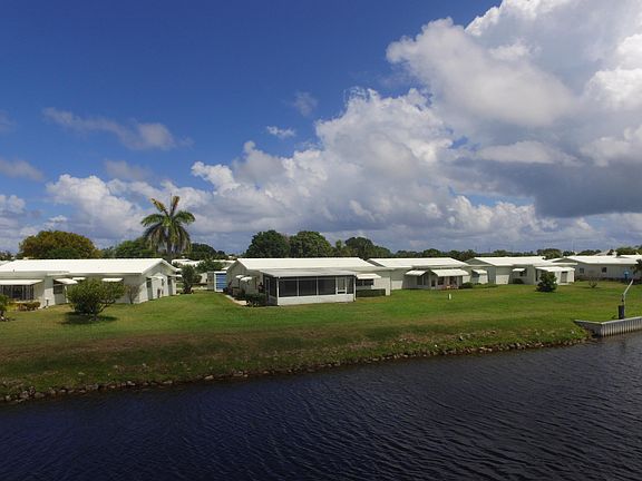 3rd image of 133 NW 14th St