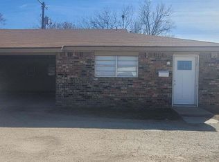 1611 38th St, Lubbock, TX 79412