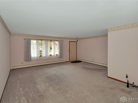 3rd image of 274 Driftwood Dr