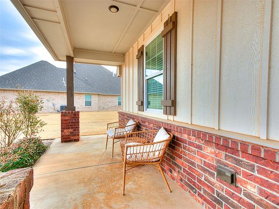 2nd image of 14349 White Falls Ln