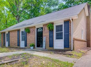 4705 Pennoak Rd, Greensboro, NC 27407