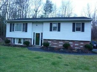 1675 Julianne Dr, Castleton On Hudson, NY 12033