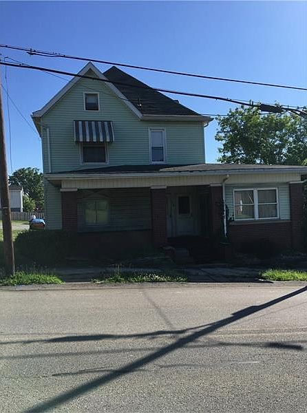 1st image of 404 Depot St
