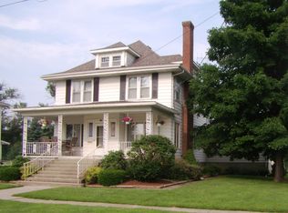 210 Pleasant St, Sumner, IA 50674