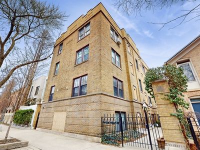 1931 N Howe St APT 3W, Chicago, IL, 60614