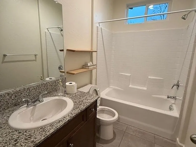 324 W Kimball Ave — Photo 17