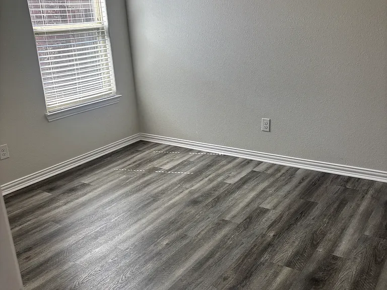 352 Emerald Creek Dr — Photo 18