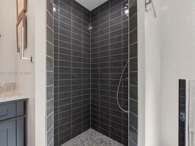 4220 Grove Park Ln — Photo 17