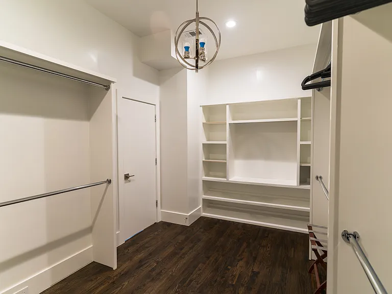 180 S Cisco St — Photo 20