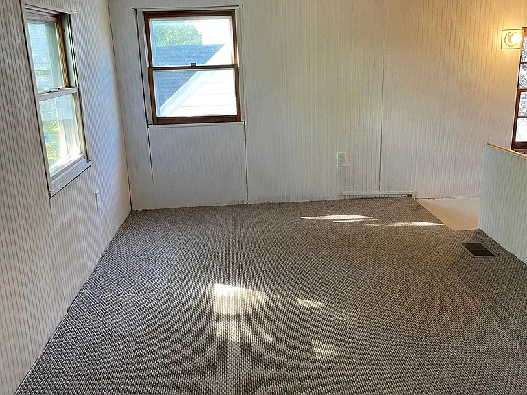 5 Riverview Hts — Photo 22
