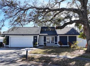 2900 Woodpine Ct, Sarasota, FL 34231